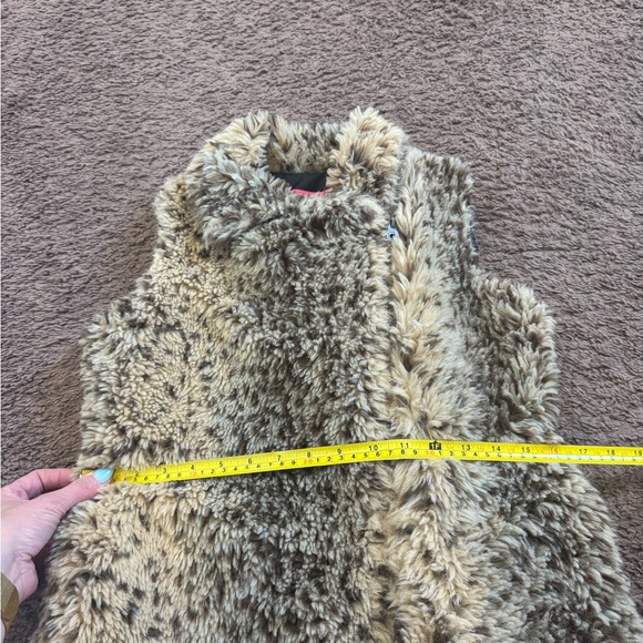 2 FOR $20 CATHERINE MALANDRINO Leopard Print Faux Fur Vest Girls M Women S $70 - Picture 6 of 9